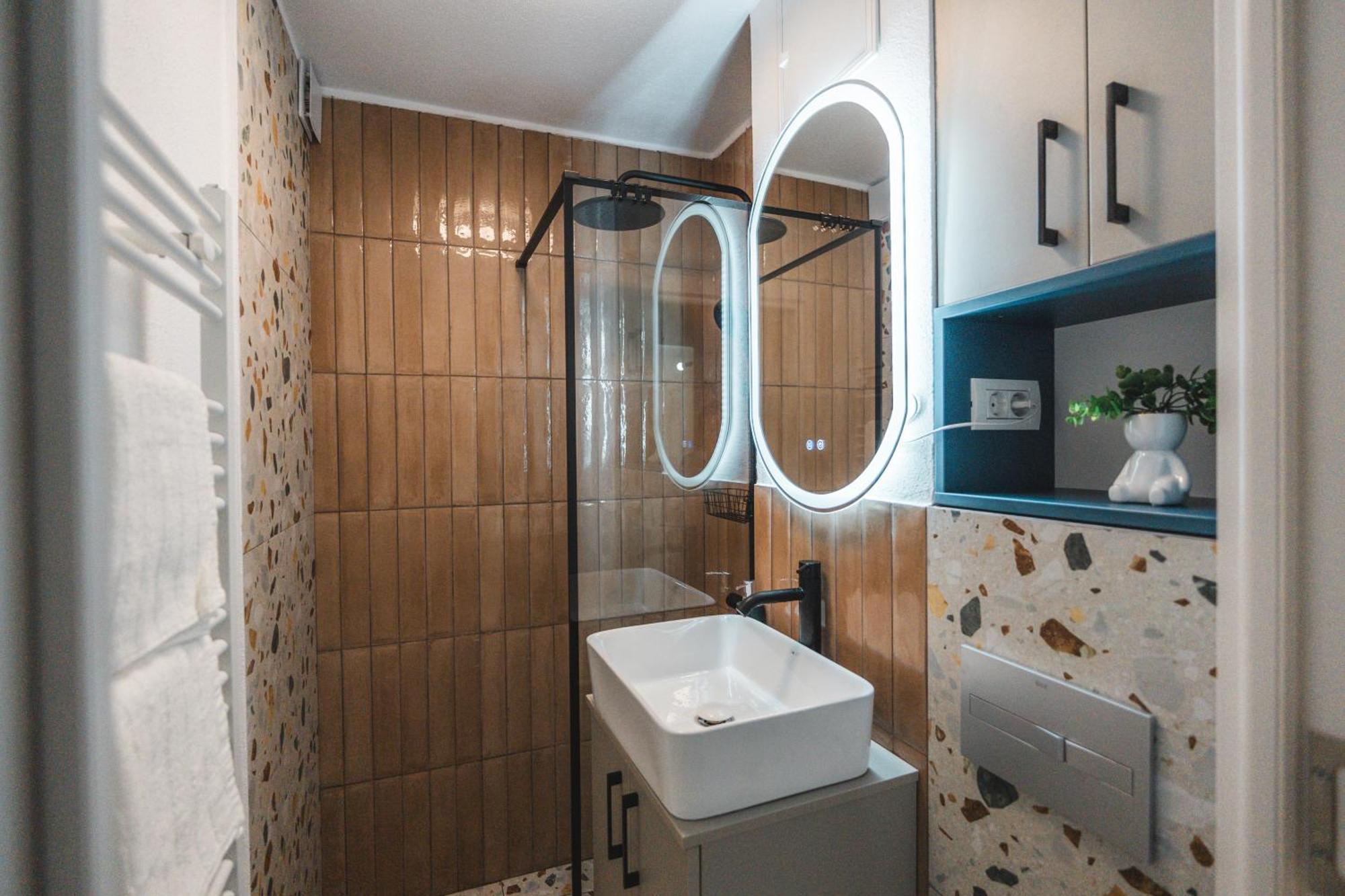 Apartament Iulia Si Alex Curtea de Argeş Exteriér fotografie